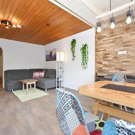 Rundblick 2 Gartenwohnung Appartement Tschagguns